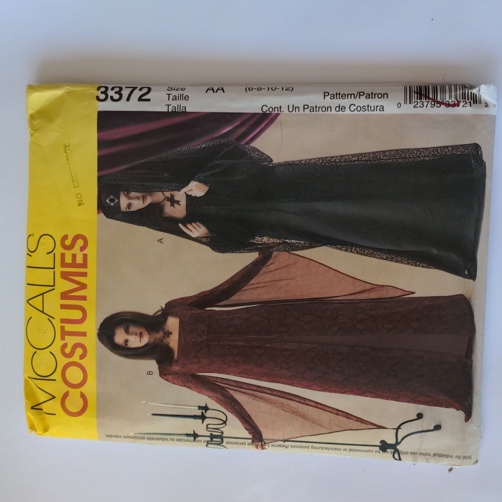 McCall's 3372 costume sewing pattern